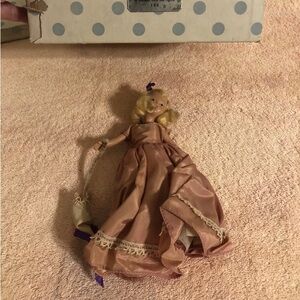 Vintage Nancy Ann Shower Girl For April #190 in Box Head Needs Reattached